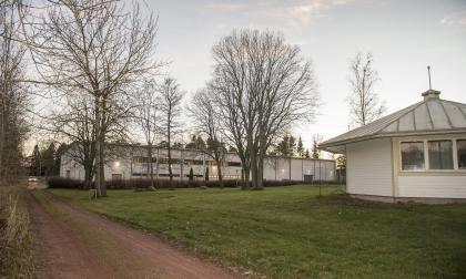 Tennis Klubb, Bollhalla