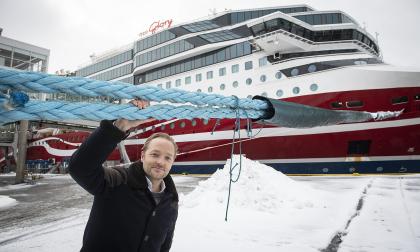 Sjöfart, Viking Line, Viking Glory anländer till Åbo från varvet i Kina. Jakob Johansson