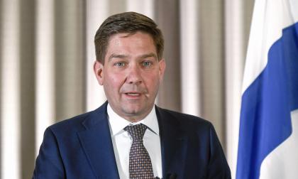 050922 , 05092022 , 20220905 , Ålandsminister Thomas Blomqvist (SFP, till vänster) , totalrevisionen avsjälvstyrelselagen läggs på is , LR