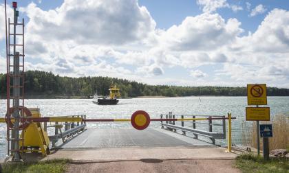 Vårdö, Engö, Bussö, Vajerfärja, Ängösund,  *** Local Caption *** @Bildtext:En ringväg står på önskelistan hos några av de boende på Ängö och Bussö. Men de menar att det borde ha varit verklighet för 50 år sedan.