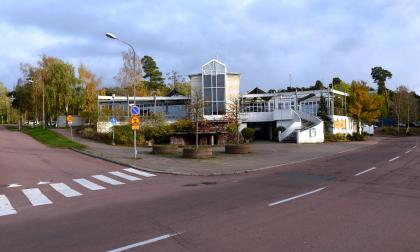 Stadsdirektören har rätt i att Mariepark stått orört alldeles för länge, men är det verkligen skattebetalarna som ska reda upp det?
@