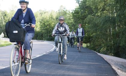 Lemland, Lemström, Cykelglädje, Cyklister, Cykel, Cykelhjälm, Grupp, Maria Båsk