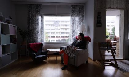 ”Att ha ett sjukt barn är tillräckligt jobbigt och då är nog logi och mat det sista man vill tänka på”, säger Johanna Mattsson från Barnfonden.