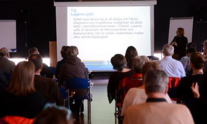 Den finska integrationslagen ska anpassas så att också åländska kommuner kan få ersättning för flyktingmottagning.@Foto:Daniel Eriksson