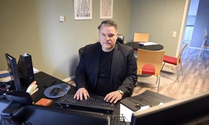 ”Att KST är en kommunal uppgift enligt lag betyder inte att det är den bästa lösningen”, säger Eckerös kommundirektör Petri Rautanen.<@Fotograf>Robert Jansson