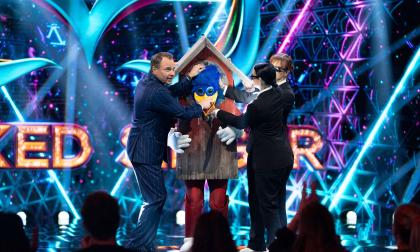 Fågelholken fick sluta kvittra i kvällens "Masked singer". Pressbild.
