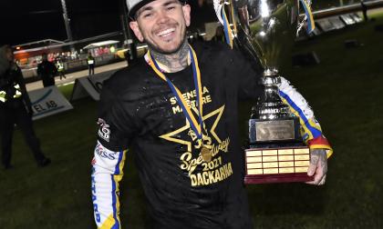 Tai Woffinden kommer med lugnande besked efter kraschen i Polen. Arkivbild.