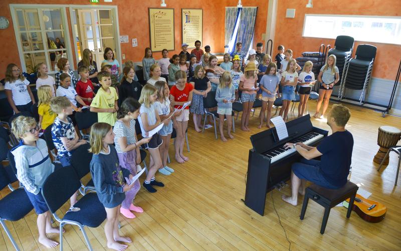 Musikläger på Lemböte lägergård.