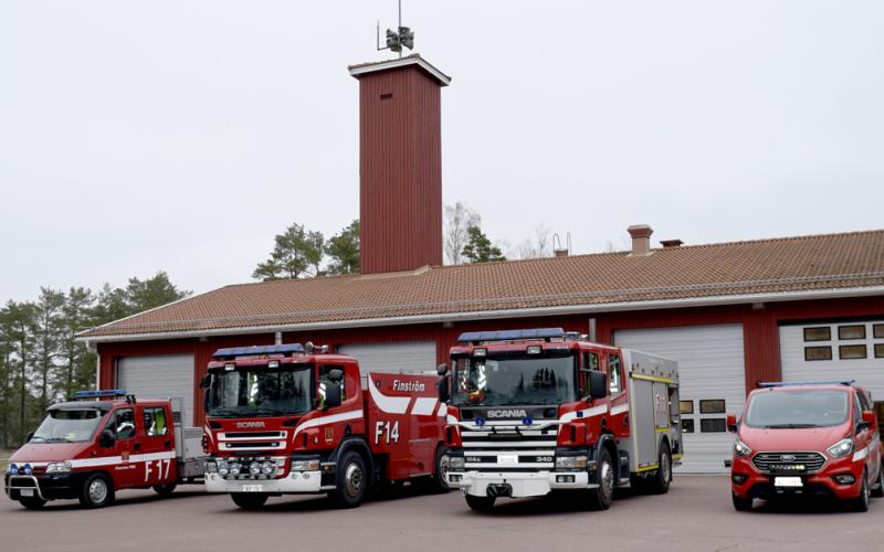 Finströms FBK, branddepån i Godby, brandbilar