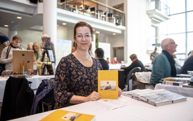 Liv Wentzel, Bokmässa, Alandica *** Local Caption *** @Bildtext:Liv Wentzel är aktuell med den nya romanen Intill, som är en fortsättning på Tillhanda 