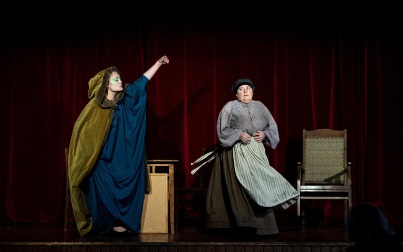 Sanna Boman och Viveca Karlsson i ”De tre önskningarna”.