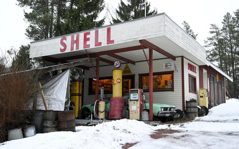 Shellmuseet i Kungsö stod klart år 2000 och byggdes av Niklas Pelin när villagaraget inte längre räckte till för hobbyn.