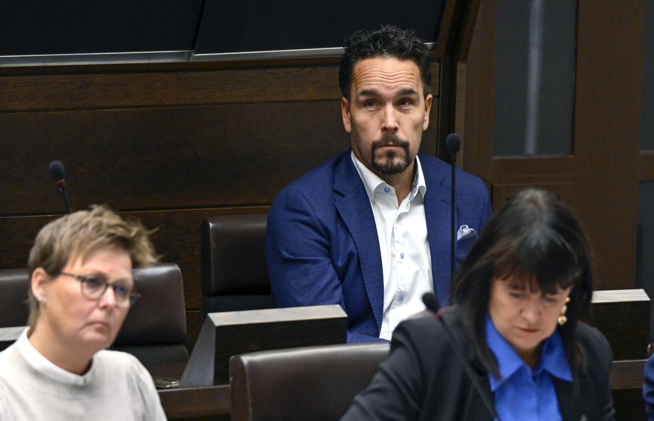 151122 , 15112022 , 20221115 , Lagting , lagtinget , plenum , plenisal , politiker , politik , budget , Fredrik Karlström (M) , Frille