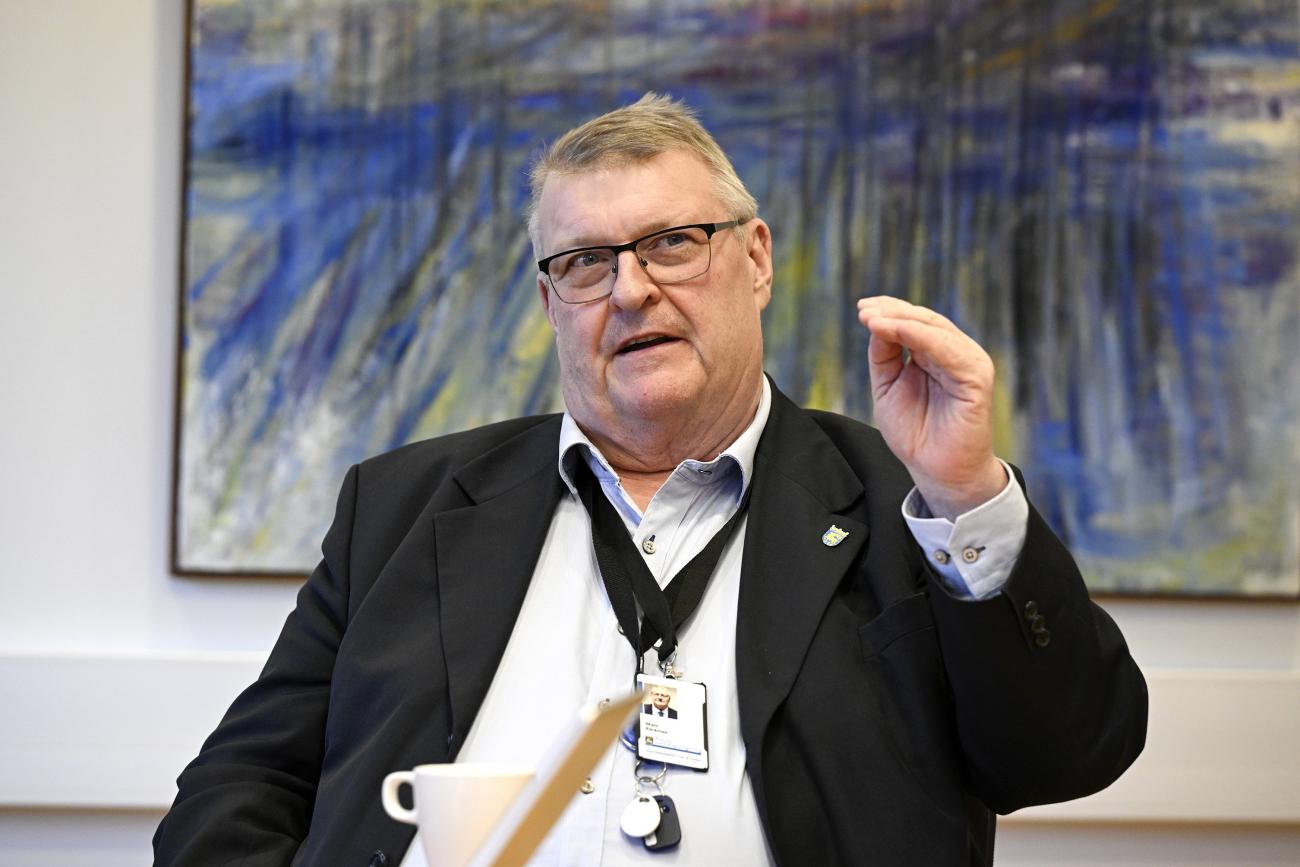 Mats Perämaa säger att pengarna borde fonderas och ses som en temporär intäkt.<@Fotograf>Robert Jansson